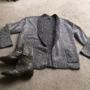 SECRET TREASURES/ BLACK & GREY SHERPA POPCORN OPEN CARDI/ JACKET